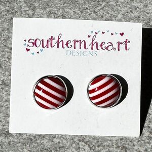 NEW Simply Southern Heart Designs 14mm Red & White Striped Stud Earrings - OS